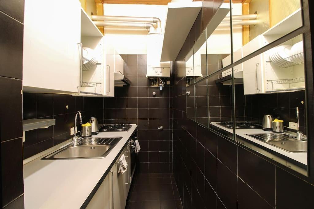 Lovely 2 Bedroom Apartment-6 Pax By Yourhost Rome Luaran gambar